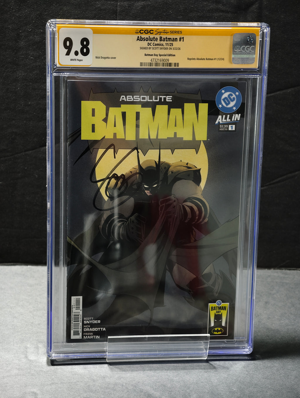 ABSOLUTE BATMAN #1 BATMAN DAY VARIANT SIGNED BY SCOTT SNYDER CGC SS 9.8