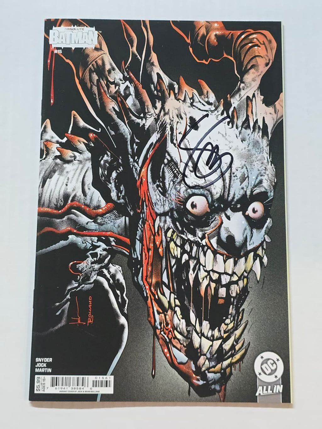 ABSOLUTE BATMAN #15 BRIAN BOLLAND DC 2025 1ST PRINT SIGNED SCOTT SNYDER W/COA NM