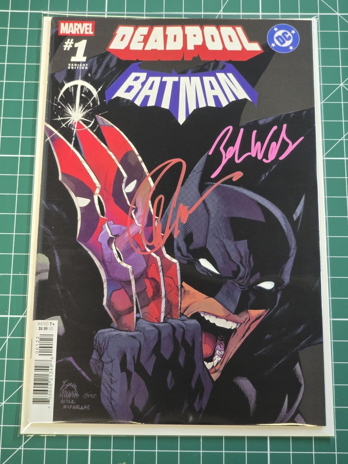 DEADPOOL BATMAN #1 STEGMAN VARIANT GREG CAPULLO/ZEB WELLS SIGNED NYCC W/COA NM