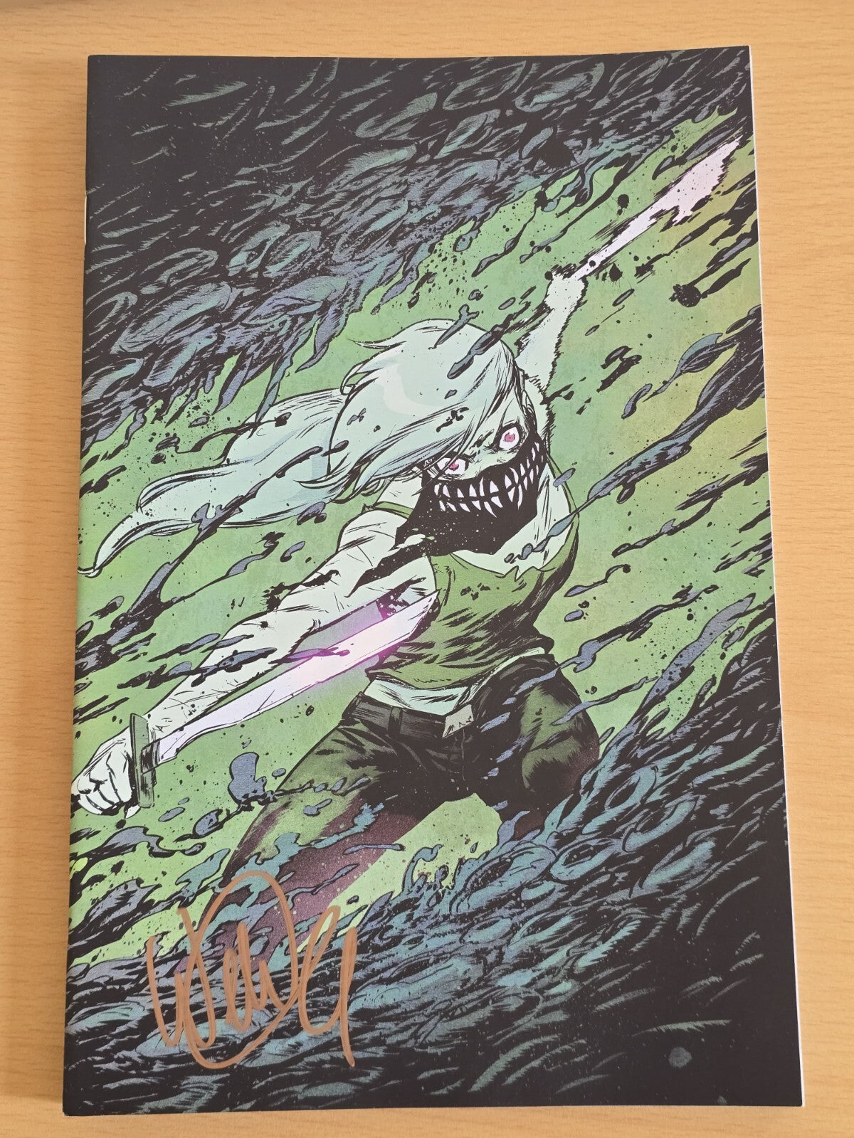 SOMETHING IS KILLING THE CHILDREN #38 FOC REVEAL SIGNED BY DELLEDERA W/COA NM