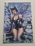 CATWOMAN #72 DC NATHAN SZERDY SIGNED W/COA NM