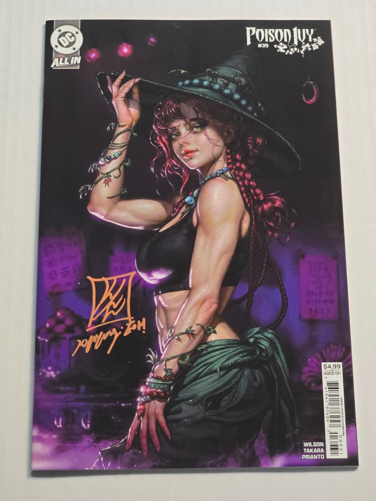 POISON IVY #39 DC COMICS VARIANT KYUYONG EOM SIGNED W/COA NM ORANGE