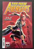 NEW AVENGERS #5 MARVEL 2025 VARIANT SIGNED BY J SCOTT CAMPBELL W/COA NM