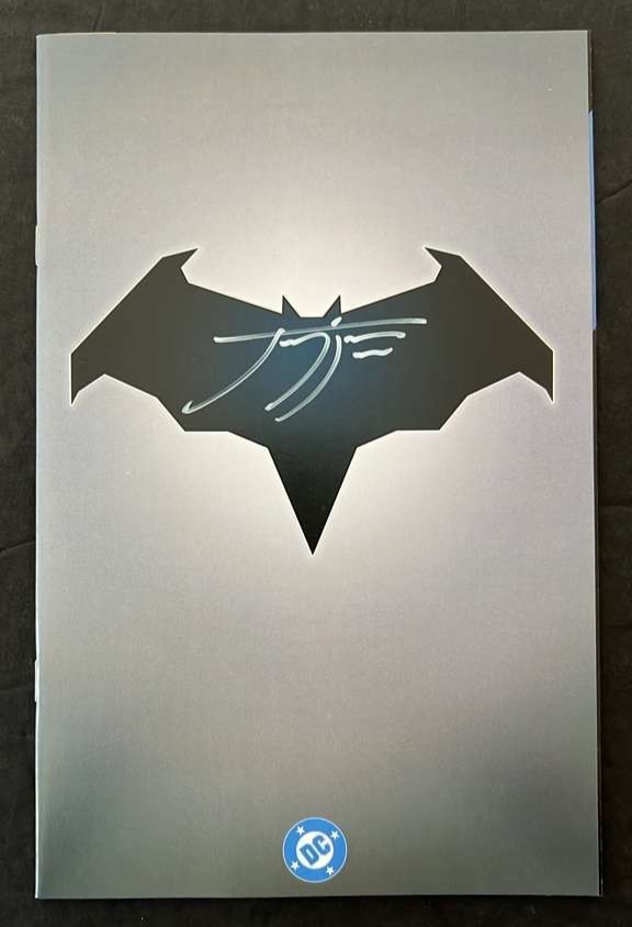 BATMAN #1 DC 2025 BAT SYMBOL VARIANT SIGNED BY JORGE JIMENEZ NYCC W/COA NM